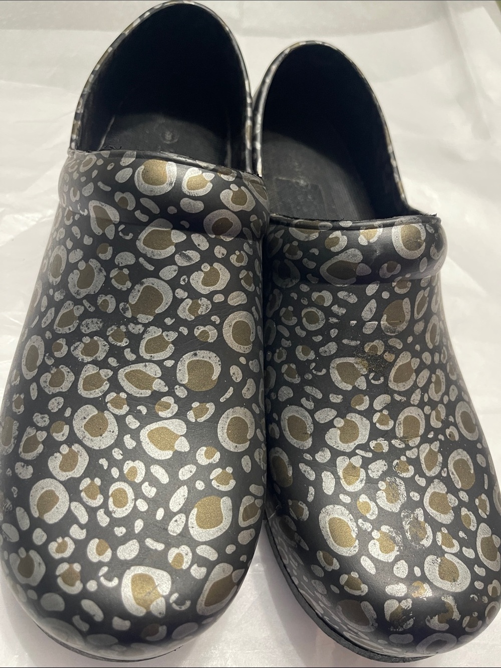 Slip Resistant Work clogs  with Metallic Leopard Print